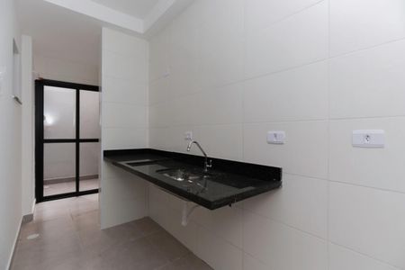 Cozinha de apartamento para alugar com 2 quartos, 45m² em Parada Inglesa, São Paulo