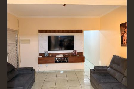 Sala de casa para alugar com 2 quartos, 117m² em Parque Residencial Marengo, Suzano