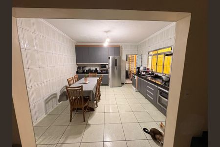 Cozinha de casa para alugar com 2 quartos, 117m² em Parque Residencial Marengo, Suzano