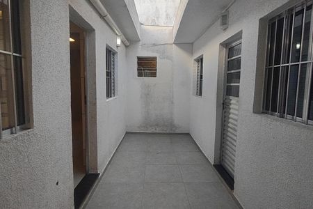 Casa para alugar com 30m², 1 quarto e sem vagaQuintal