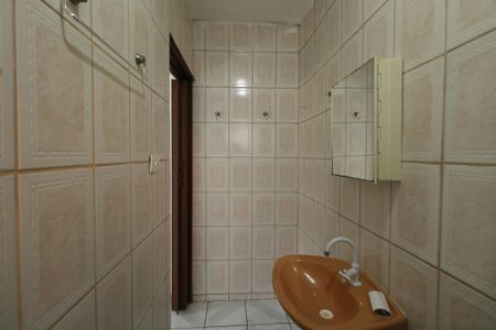 Casa para alugar com 80m², 1 quarto e 1 vaga Casa para alugar com 80m², 1 quarto e 1 vagaBanheiro