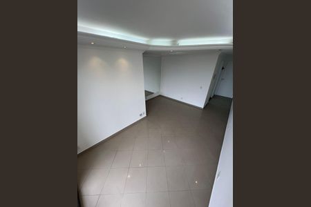 Sala de apartamento para alugar com 3 quartos, 65m² em Vila Itapegica, Guarulhos