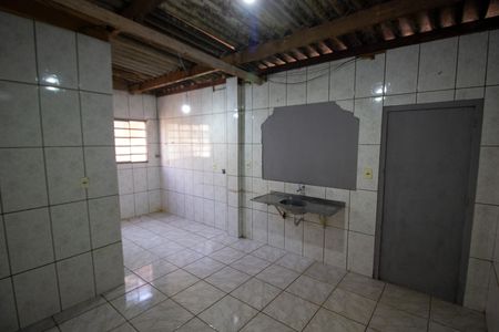 Casa para alugar com 1 quarto, 280m² em Colônia Agrícola Vereda da Cruz, Brasília