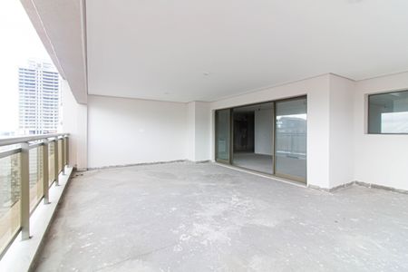 Apartamento à venda com 306m², 3 quartos e 3 vagasVaranda