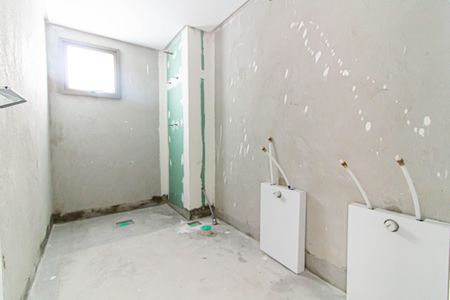 Apartamento à venda com 306m², 3 quartos e 3 vagasBanheiro da Suíte 2