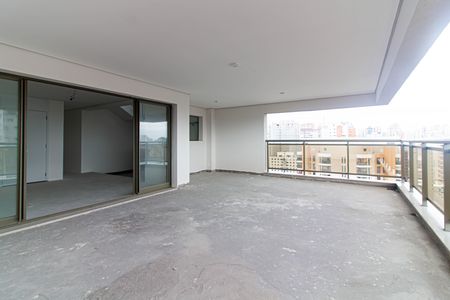 Apartamento à venda com 306m², 3 quartos e 3 vagasVaranda