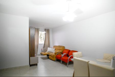 Apartamento à venda com 60m², 2 quartos e 1 vagaSala