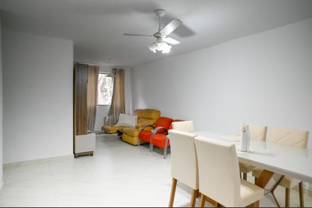 Apartamento à venda com 60m², 2 quartos e 1 vagaSala