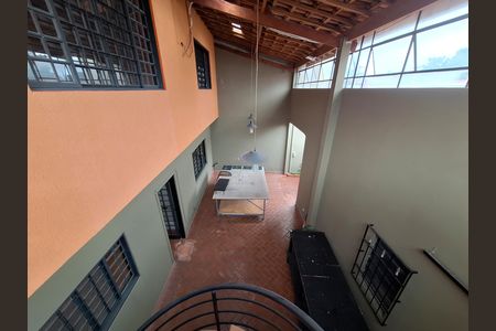 Quintal de casa à venda com 5 quartos, 350m² em Carandiru, São Paulo