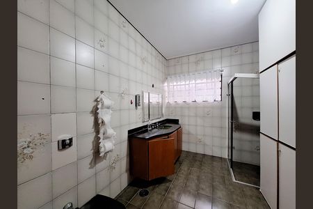 Casa à venda com 350m², 5 quartos e 4 vagas Casa à venda com 350m², 5 quartos e 4 vagasBanheiro 3