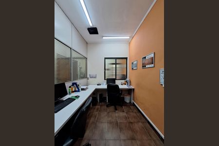 Casa à venda com 350m², 5 quartos e 4 vagas Casa à venda com 350m², 5 quartos e 4 vagasQuarto 3