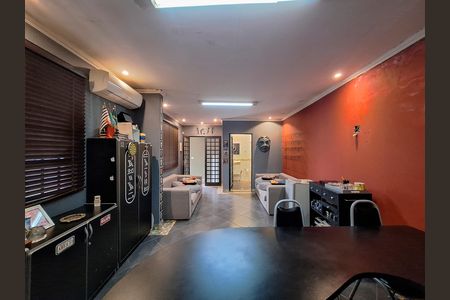 Sala de casa à venda com 5 quartos, 350m² em Carandiru, São Paulo