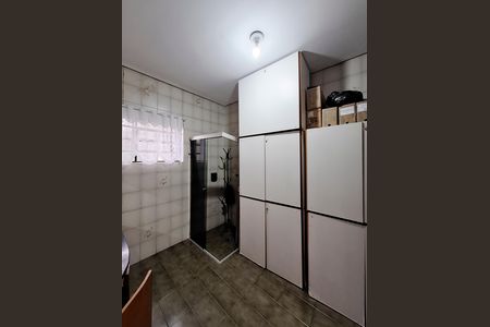 Casa à venda com 350m², 5 quartos e 4 vagas Casa à venda com 350m², 5 quartos e 4 vagasBanheiro 3