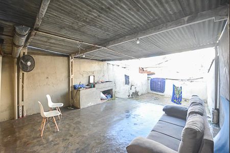 Casa à venda com 124m², 2 quartos e 1 vaga Casa à venda com 124m², 2 quartos e 1 vagaChurrasqueira