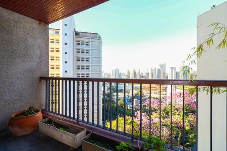 Apartamento à venda com 4 quartos, 263m² em Real Parque, São Paulo