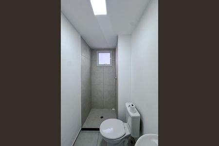 Apartamento para alugar com 39m², 2 quartos e sem vaga Apartamento para alugar com 39m², 2 quartos e sem vagaBanheiro
