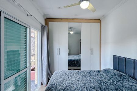 Quarto 2 de casa de condomínio para alugar com 2 quartos, 70m² em Vila Esperança, São Paulo