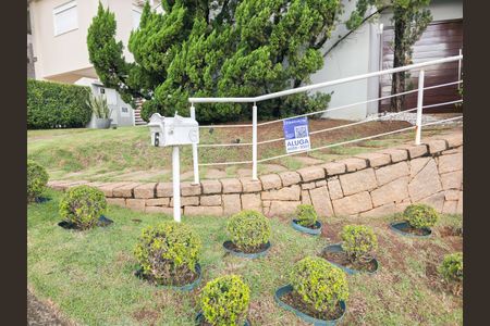 Casa de condomínio para alugar com 300m², 3 quartos e 4 vagasplaca