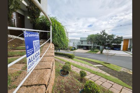 Casa de condomínio para alugar com 300m², 3 quartos e 4 vagasplaca