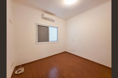Casa de condomínio para alugar com 300m², 3 quartos e 4 vagasSuite 3