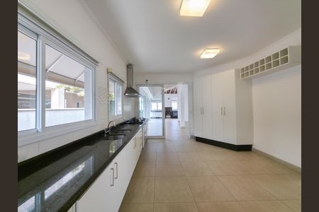 Casa de condomínio para alugar com 300m², 3 quartos e 4 vagasCozinha