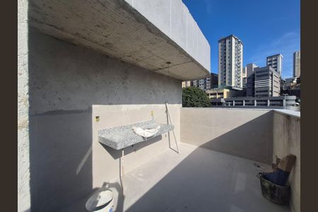 Apartamento à venda com 122m², 2 quartos e 2 vagas