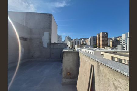 Apartamento à venda com 122m², 2 quartos e 2 vagas