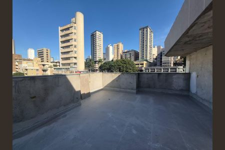 Apartamento à venda com 122m², 2 quartos e 2 vagas