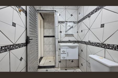 Casa para alugar com 50m², 1 quarto e sem vaga Casa para alugar com 50m², 1 quarto e sem vagaBanheiro