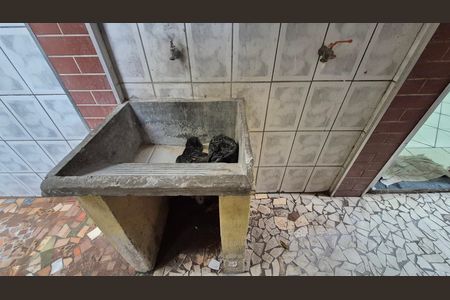 Casa para alugar com 50m², 1 quarto e sem vaga Casa para alugar com 50m², 1 quarto e sem vagaLavanderia