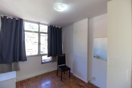 Quarto 1 de apartamento para alugar com 1 quarto, 50m² em Icaraí, Niterói