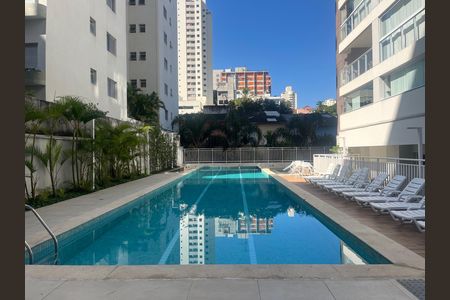 Apartamento à venda com 72m², 2 quartos e 2 vagas Apartamento à venda com 72m², 2 quartos e 2 vagasÁrea comum - Piscina