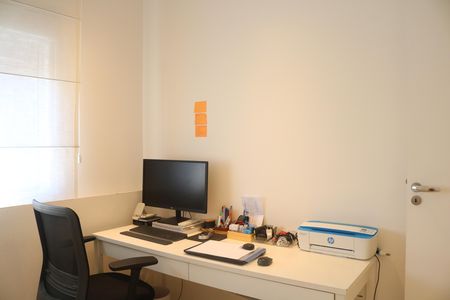 Apartamento à venda com 72m², 2 quartos e 2 vagasQuarto 2