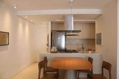 Apartamento à venda com 72m², 2 quartos e 2 vagasCozinha e Área de Serviço