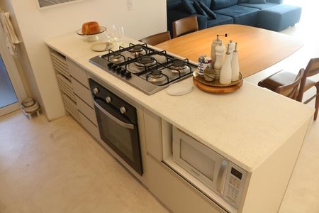 Apartamento à venda com 72m², 2 quartos e 2 vagasCozinha e Área de Serviço