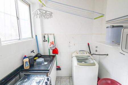 Cozinha/ area de serviço de apartamento para alugar com 2 quartos, 43m² em Juliana, Belo Horizonte