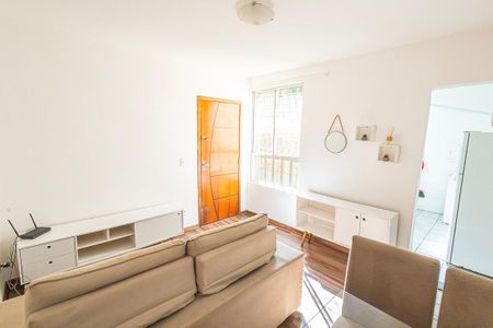 Sala de apartamento para alugar com 2 quartos, 43m² em Juliana, Belo Horizonte