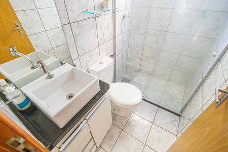 Banheiro de apartamento para alugar com 2 quartos, 43m² em Juliana, Belo Horizonte