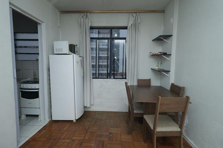Apartamento para alugar com 27m², 1 quarto e sem vagaSala/Quarto