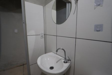 Casa para alugar com 55m², 1 quarto e sem vagaBanheiro
