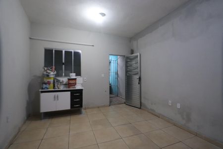 Casa para alugar com 55m², 1 quarto e sem vagaSala e Cozinha