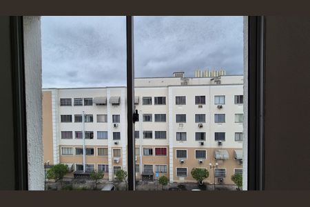 Vista do Quarto 1 de apartamento à venda com 2 quartos, 65m² em Vigário Geral, Rio de Janeiro