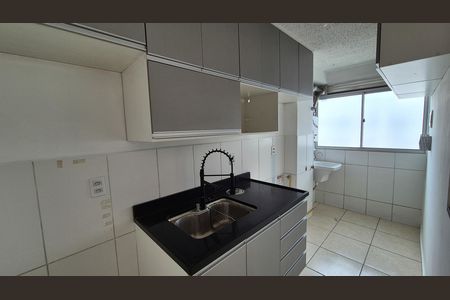 Apartamento à venda com 65m², 2 quartos e 1 vaga Apartamento à venda com 65m², 2 quartos e 1 vagaCozinha e Área de Serviço