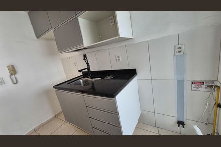 Apartamento à venda com 65m², 2 quartos e 1 vaga Apartamento à venda com 65m², 2 quartos e 1 vagaCozinha e Área de Serviço