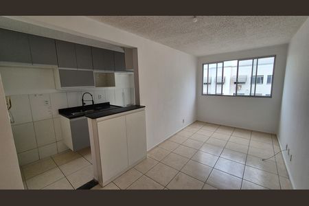 Sala de apartamento à venda com 2 quartos, 65m² em Vigário Geral, Rio de Janeiro