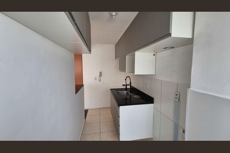 Apartamento à venda com 65m², 2 quartos e 1 vaga Apartamento à venda com 65m², 2 quartos e 1 vagaCozinha e Área de Serviço