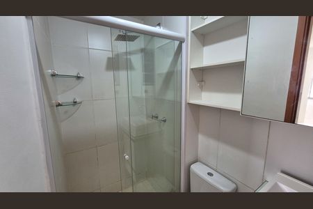 Apartamento à venda com 65m², 2 quartos e 1 vaga Apartamento à venda com 65m², 2 quartos e 1 vagaBanheiro da Suíte