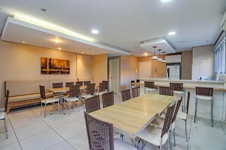 Apartamento à venda com 73m², 2 quartos e 1 vaga Apartamento à venda com 73m², 2 quartos e 1 vagaÁrea comum - Salão de festas 2