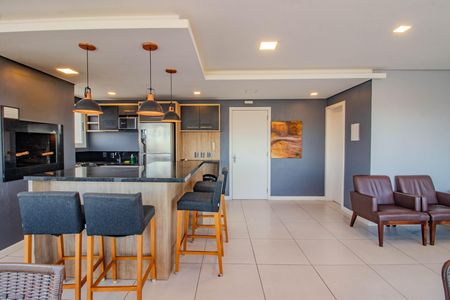 Apartamento à venda com 73m², 2 quartos e 1 vaga Apartamento à venda com 73m², 2 quartos e 1 vagaÁrea comum - Salão de festas