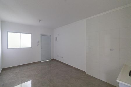 Sala e Cozinha de apartamento para alugar com 2 quartos, 40m² em Vila Ré, São Paulo